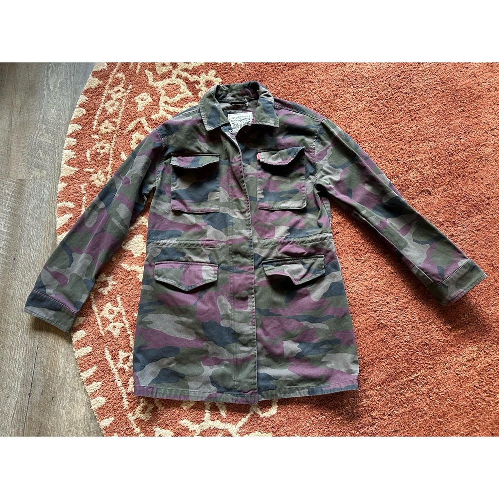Levi's Women's Oversized Military Chore Jacket Purple Camouflage Sz Small